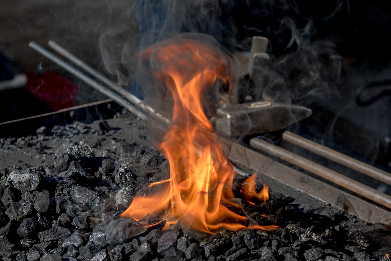 forge, fire, iron-512620.jpg